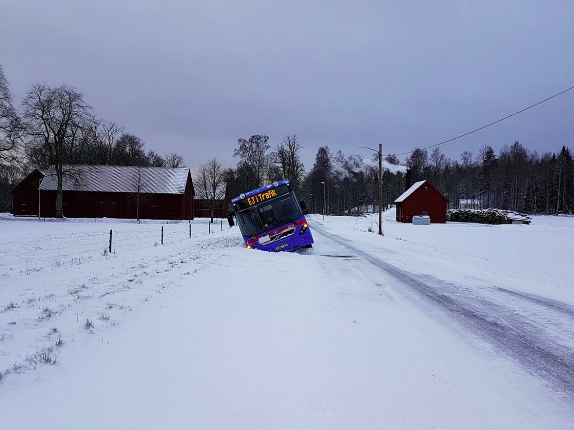 Länstrafiken - Buss i diket - Skyllberg